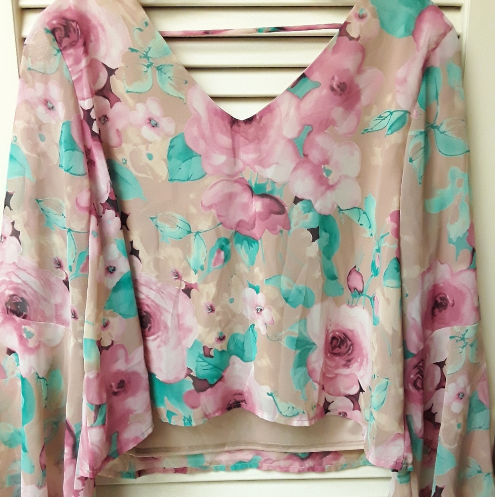 Cream Rose Boho Flowy Crop Top M L NWOT